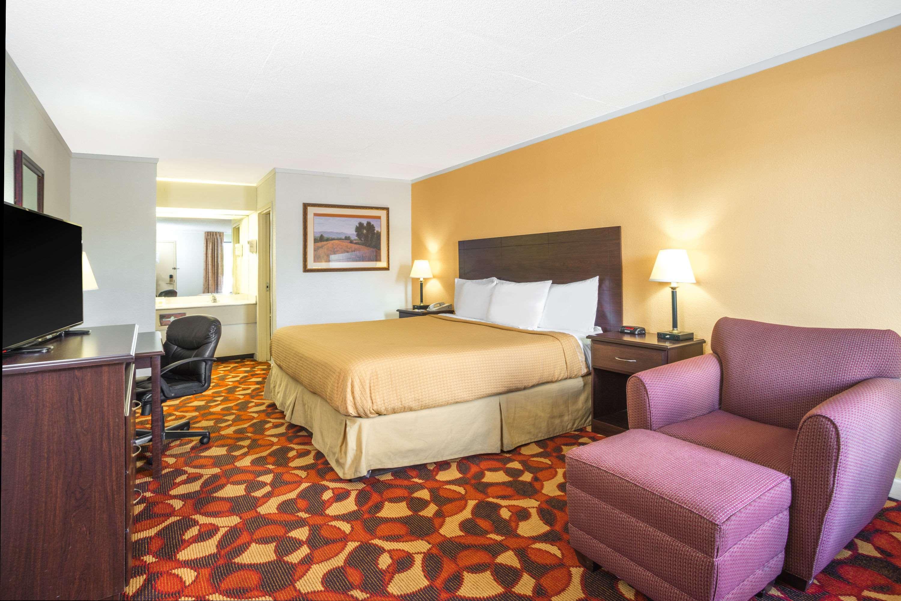 Days Inn By Wyndham Salem Luaran gambar