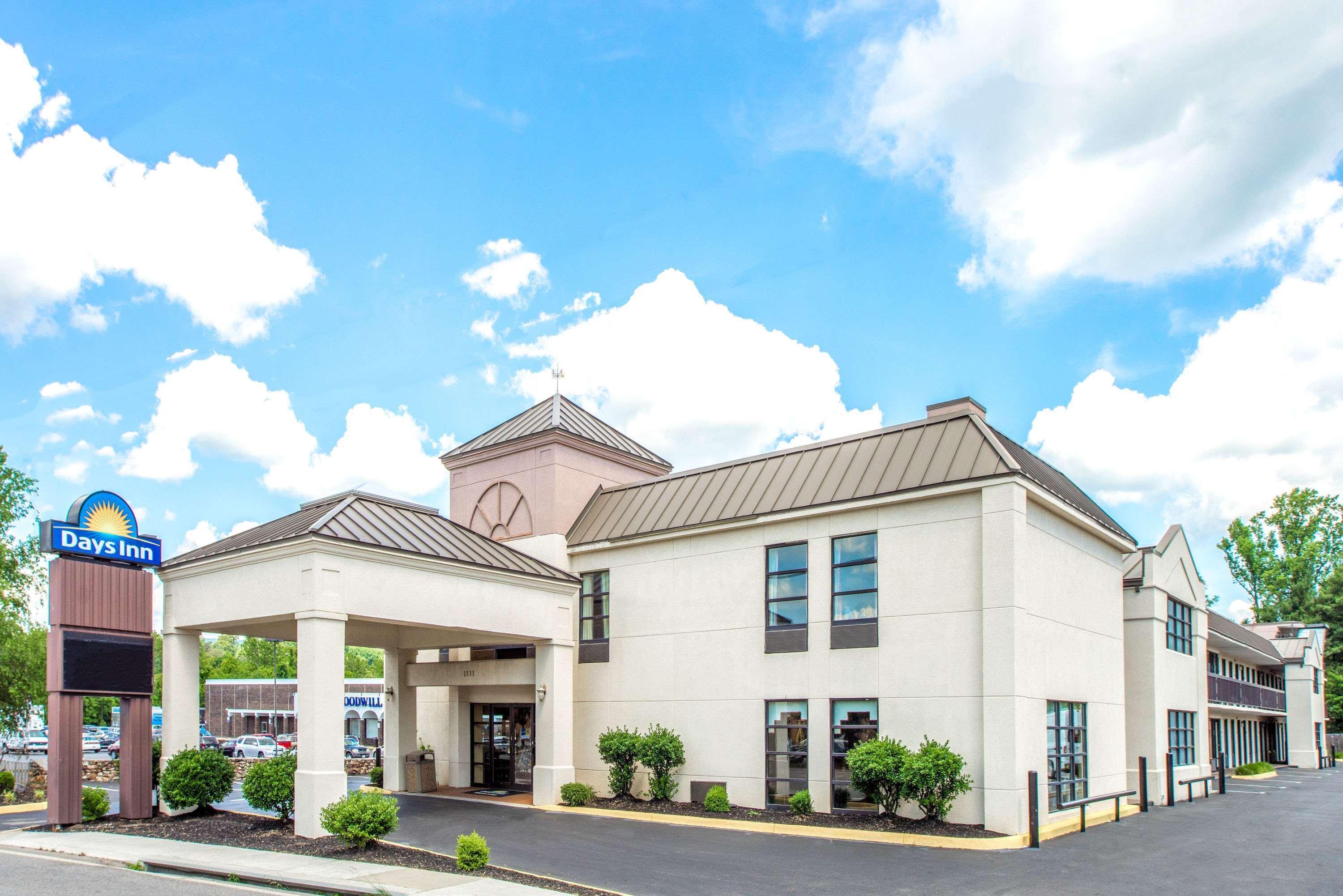 Days Inn By Wyndham Salem Luaran gambar